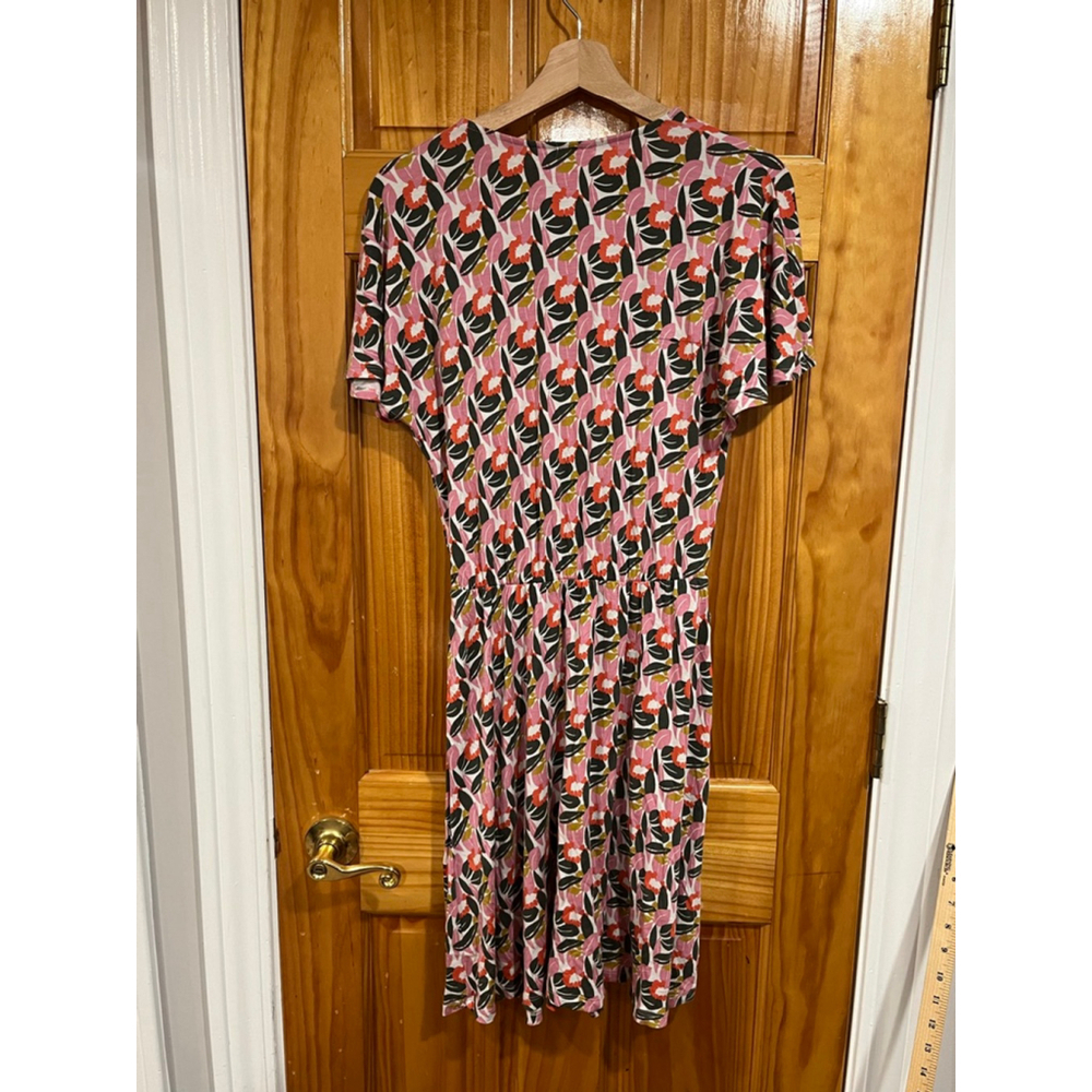 Women’s Boden Flutter Sleeve Jersey Dress in Abstract Bloom 
Size 4 Regular - Picture 4 of 6